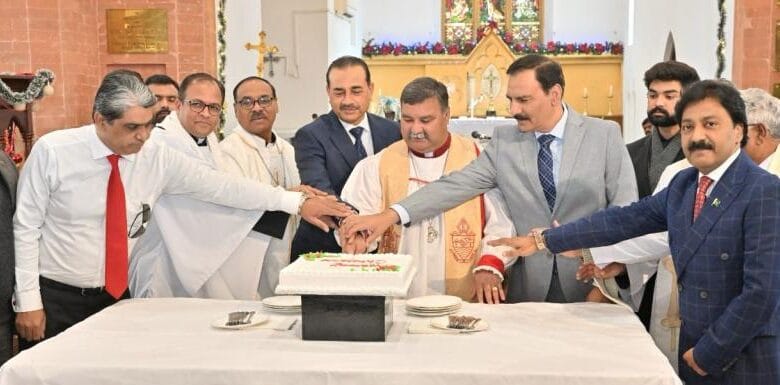 مسیحی برادری ہمارے لیے فخر اور طاقت کا باعث ہے: آرمی چیف 1 0EAupP7
