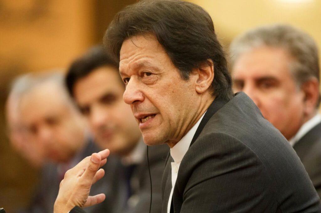 عمران خان کو ویڈیو لنک پر پیش نہ کرنے پر جیل حکام سے جواب طلب کرلیا گیا 1 13506 1863401501