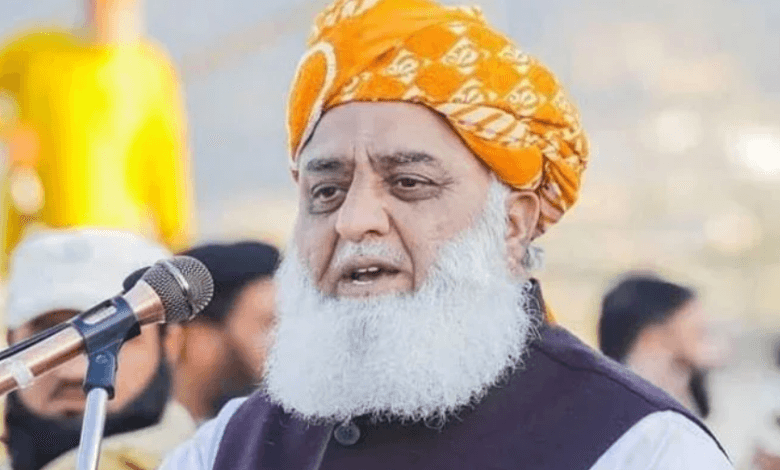 مدارس سے متعلق قانون سازی کو ایوان صدر نے الجھا دیا، فضل الرحمان 1 7