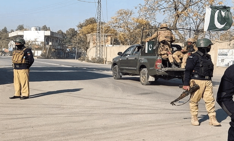 دہشت گرد: پاکستان میں داخل ہونے کی کوشش ناکام، 4 جہنم واصل، سپاہی شہید 1 Bannu Cantt