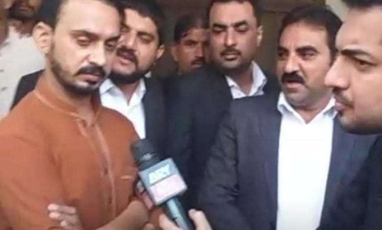 منچن آباد: شناختی کارڈ کاپی کی قیمت ایک لاکھ روپے 1 WhatsApp Image 2024 12 05 at 5.29.04 PM