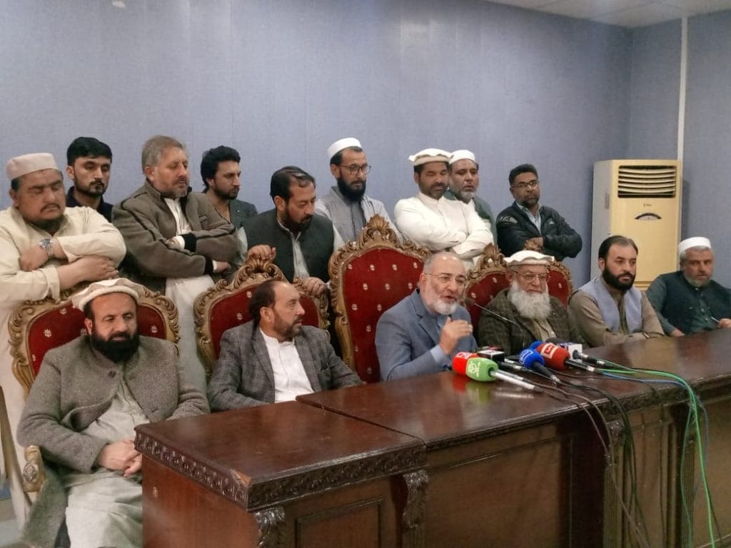 حکومت کرم میں اپنی رٹ قائم کرے، عمائدین اہلسنت 1 WhatsApp Image 2024 12 07 at 6.37.01 PM