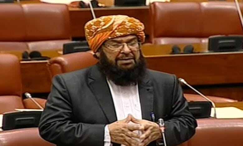 مدارس بل پر یوٹرن لیا گیا تو انسانوں کا سمندر دارالحکومت کا رُخ کرے گا، عبدالغفور حیدری 1 abdul ghafoor haideri