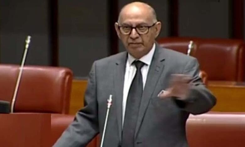 عمران خان کو اپنی کمیٹی کے فیصلے قبول نہیں، پھر اعتماد کیوں کرتے ہیں؟ عرفان صدیقی 1 irfan siddiqui