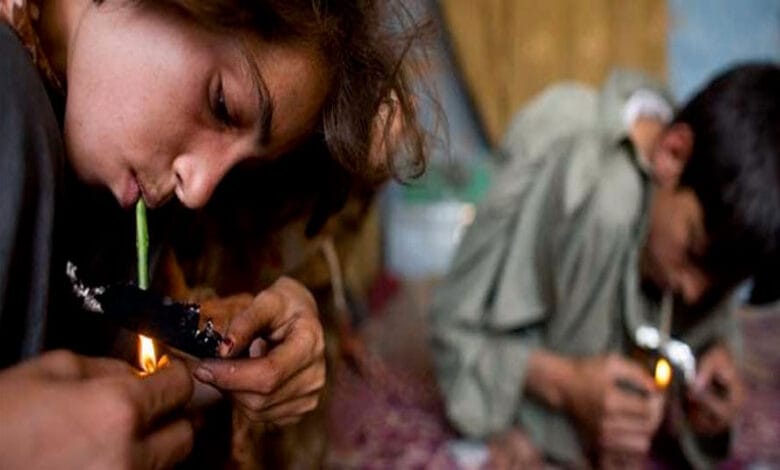 پھولنگر: نشہ اور جوا سے نوجوان نسل تباہی کے دھانے پر 1 mansheyat