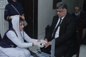 مسعود ہسپتال اور لاہور بار ایسوسی ایشن کے تعاون سے ایوان عدل میں فری میڈیکل کیمپ کا انعقاد 6 IMG 5127