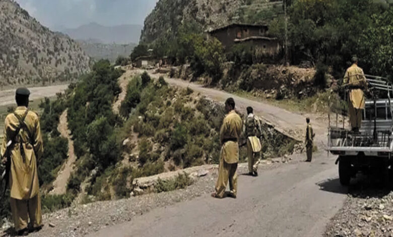 کُرم شرپسندوں کیخلاف سخت کارروائی کا فیصلہ 1 موسیٰ خیل: دہشت گردوں سے فائرنگ کا تبادلہ 4 ہلاک