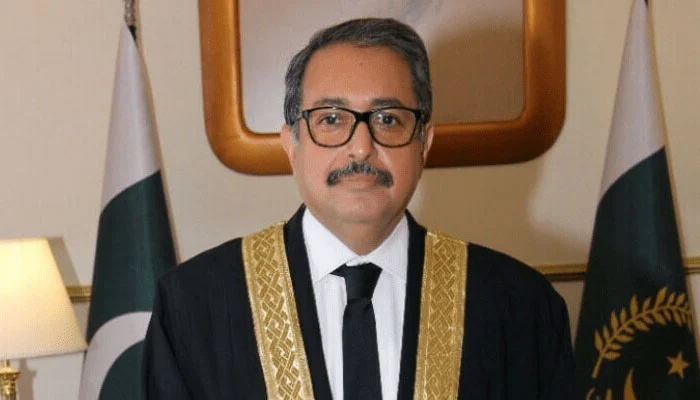 چیف جسٹس عامر فاروق چیئرمین انتظامی کمیٹی مقرر 1 1291304 8642658 18 updates
