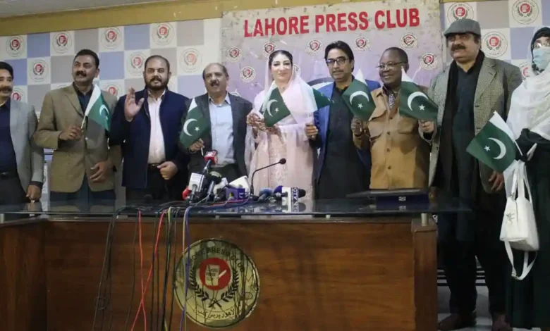 دہشتگردوں کا نہ مذہب ہے نہ پاکستان سے تعلق، فرح عظیم شاہ 1 Farrah Shah