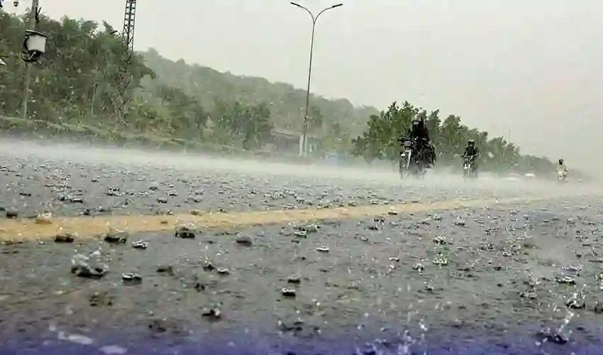 rain karachi