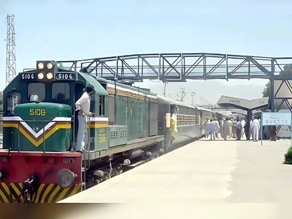 کوئٹہ: عید سپیشل ٹرین پشاور روانہ 1 Quetta station1735106508 0 600x450 1