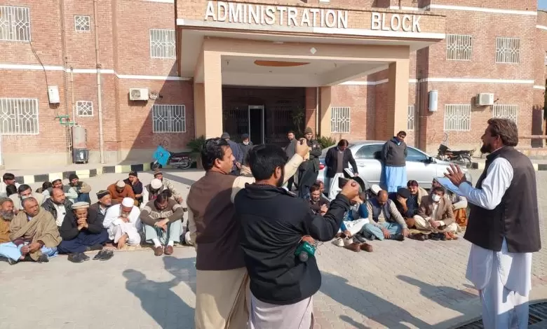 سپورٹس بورڈ پنجاب: تنخواہوں کی عدم ادائیگی کیخلاف احتجاج 1 e7d46f55 6de5 447c a09a 0617bdf428d0 780x470 1