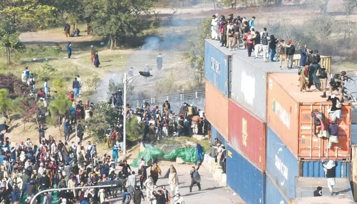 1460726 278819 dchowk protest updates