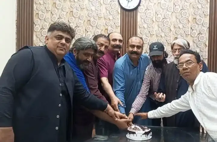 اقلیتوں کے مساوی حقوق پر یقین رکھتے ہیں، صلاح الدین پپی 1 491470811 29300818166228127 1019559644052326411 n