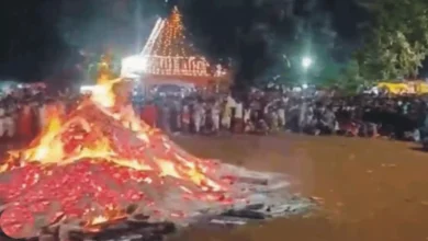 بھارت: مندر میں بھگدڑ سے 6 افراد ہلاک، 55 زخمی 7 123