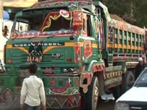 لاہور: ڈمپر کی ٹکر، 21 سالہ موٹر سائیکل سوار جاں بحق 2 لاہور: ڈمپر کی ٹکر