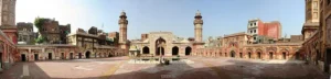 از <a href="//commons.wikimedia.org/w/index.php?title=User:Tahir8088&action=edit&redlink=1" class="new" title="User:Tahir8088 (page does not exist)">Tahir8088</a> - <span class="int-own-work" lang="ur">ذاتی کام</span>، <a href="https://creativecommons.org/licenses/by-sa/3.0" title="Creative Commons Attribution-Share Alike 3.0">CC BY-SA 3.0</a>، <a href="https://commons.wikimedia.org/w/index.php?curid=35722974">ربط</a> اُچے برج لاہور دے