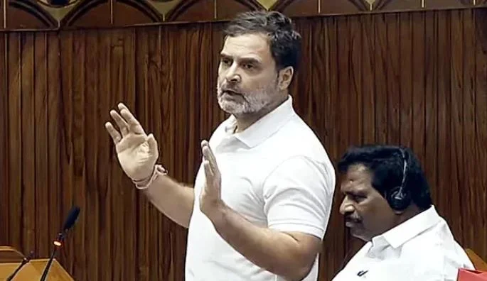 کتنے طیارے تباہ ہوئے، راہول گاندھی کا حکومت سے سوال 1 Rahul Gandhi