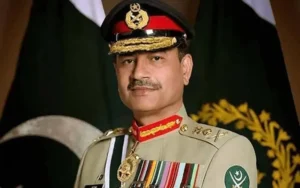 فیلڈ مارشل عاصم منیر اور صدر ٹرمپ کی 2 گھنٹے ملاقات 2 فیلڈ مارشل عاصم منیر