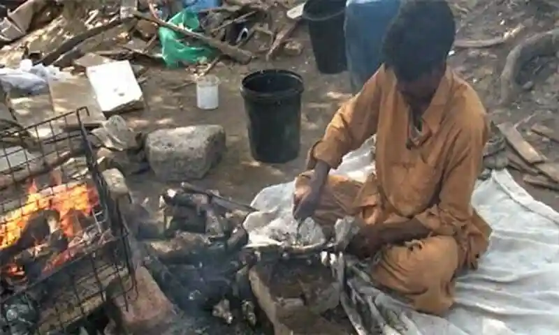 اسلام آباد:سری پائے جلانے