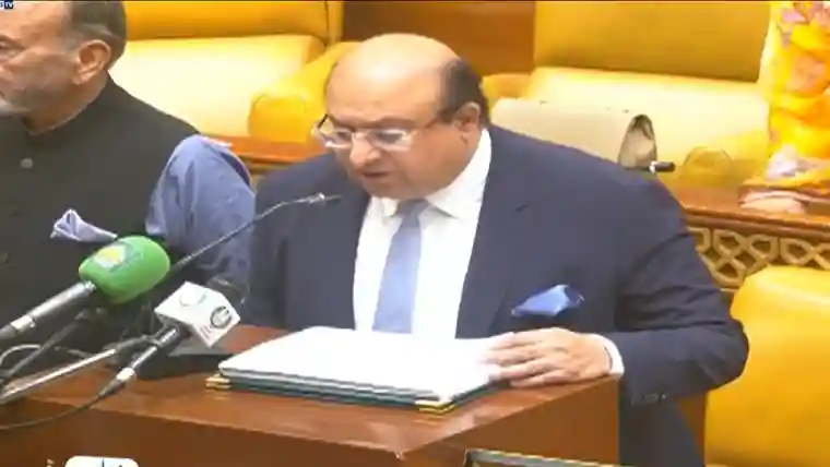 پنجاب کا بجٹ 2025: تنخواہوں میں 10 فیصد اضافہ 1 پنجاب کا بجٹ 2025