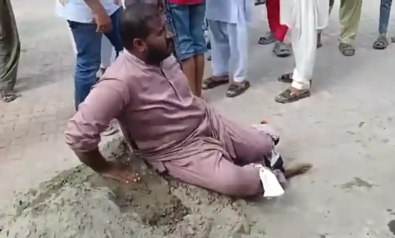 لاہور: کوٹ عبدالمالک مخالفین کی فائرنگ، 4 افراد زخمی 1 کوٹ عبدالمالک مخالفین کی فائرنگ