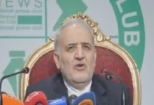 دفاع جاری رکھیں گے