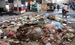 آلائشوں کیلئے لفافوں کی تقسیم