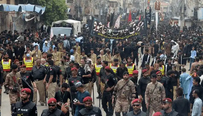 9 محرم الحرام کے جلوس و مجالس، سخت سیکیورٹی 1 یومِ عاشور: ملک بھر میں مرکزی جلوس