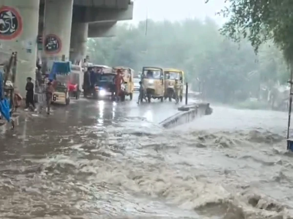 سندھ: اربن فلڈنگ کا الرٹ جاری 1 ریلیف کیمپ