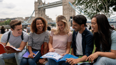 برطانوی ویزہ ختم ہونے پر غیرقانونی مقیم طلبا کو ملک بدر کرنے کا اعلان 1 برطانیہ کا ویزہ ختم ہونے پر غیرقانونی مقیم طلبا کو ملک بدر کرنے کا اعلان