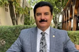 گورنر خیبرپختونخوا