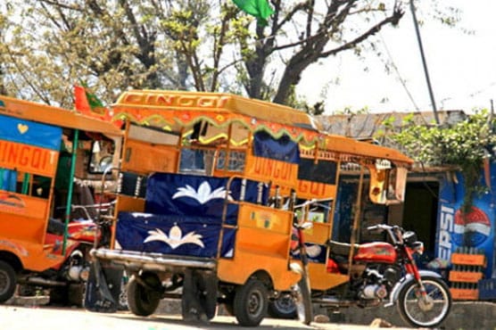 لاہورکی 5ماڈل سڑکوں پرچنگ چی رکشوں پرپابندی 1 Ban on Chingchi Rickshaws